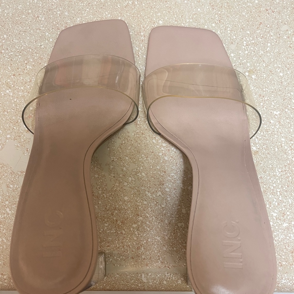 Gently worn I.N.C International Concepts Beyla Dress Slides, Created for Macy's